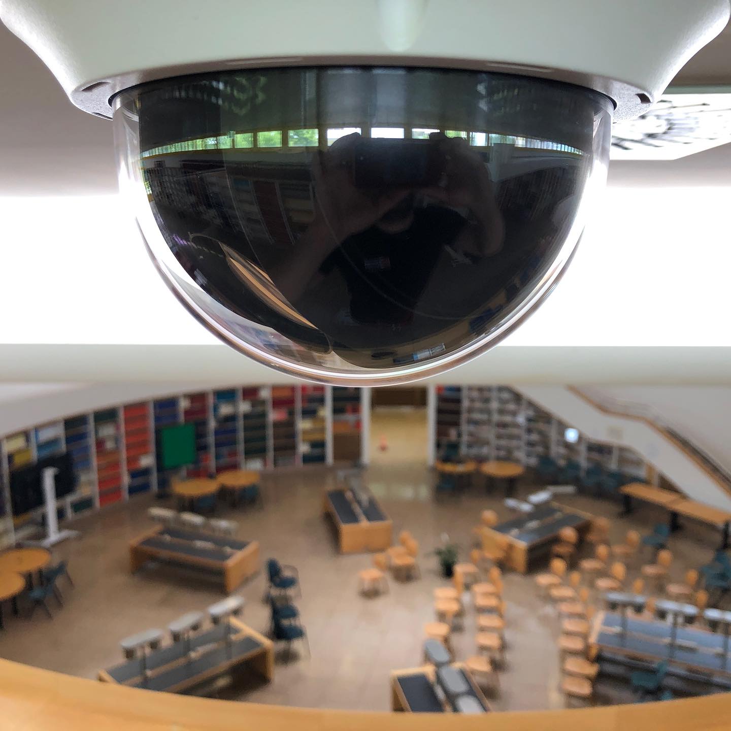 Chiama @emiltronica_srl per i migliori #impianti di #videosorveglianza a Bologna. www.emiltronica.it #hikvisionpartner #hikvision #videosorveglianzabologna