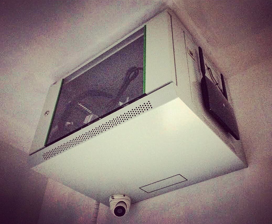 Era una notte buia e tempestosa, ma... #sicurezzabologna #videosorveglianzabologna #telecamere #remotelive4G #hikvision #hikvisionitaly www.emiltronica.it @hikvision @hikvisionitaly
