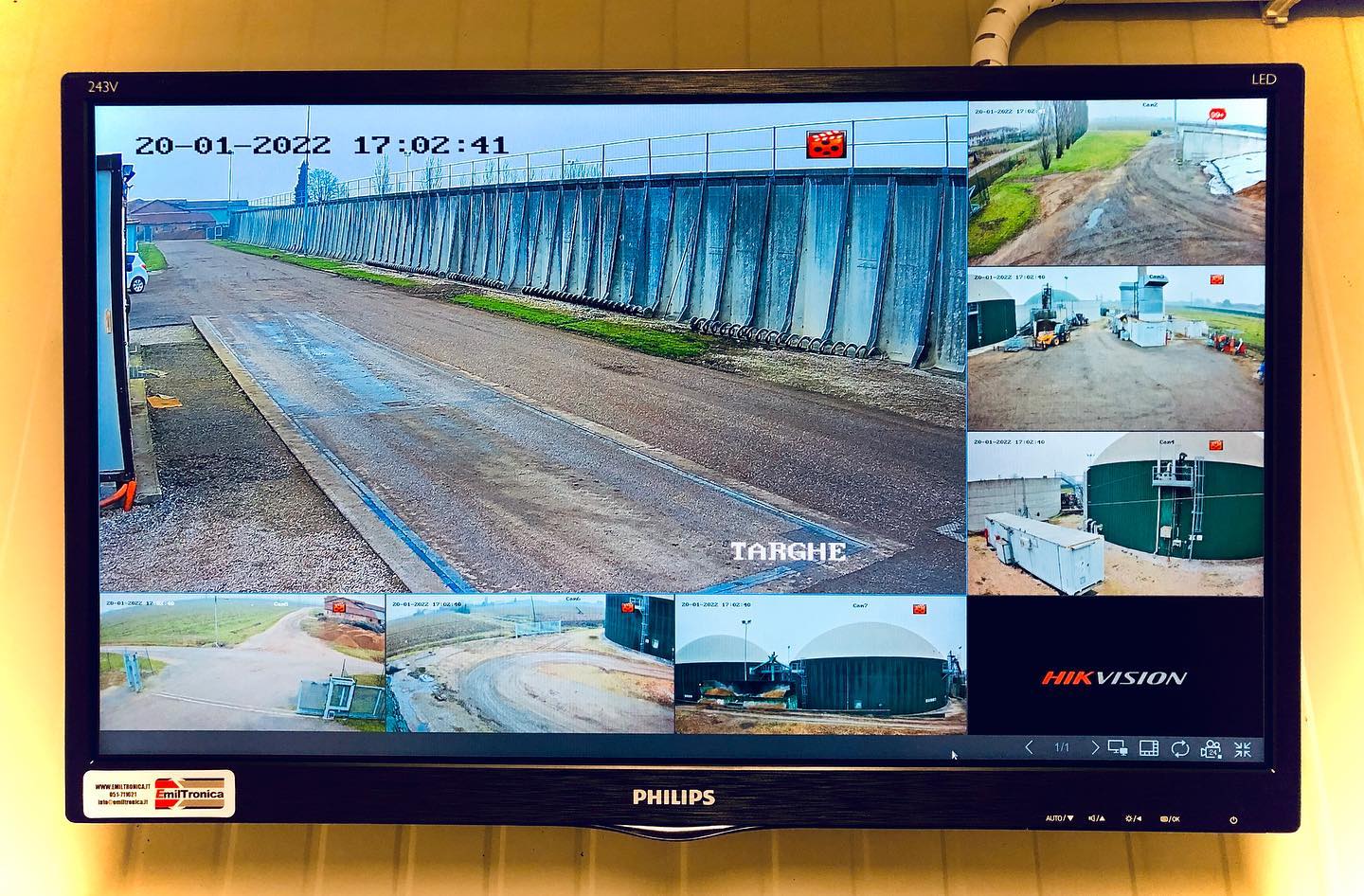 Controlla gli accessi alla tua struttura da remoto in tutta Italia. Richiedi la tua soluzione di  #letturatarghe #lettoretarghe #hikvision a @emiltronica_srl www.emiltronica.it