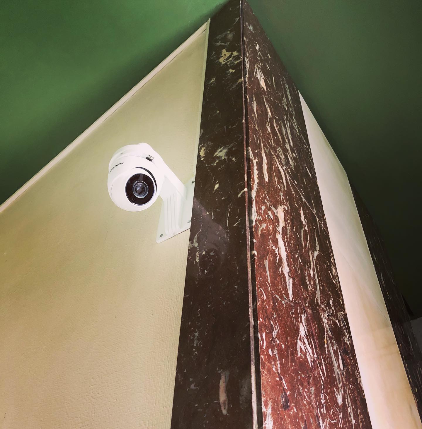 Sensazioni. #sicurezzabologna #videosorveglianzabologna @hikvision @emiltronica_srl www.emiltronica.it